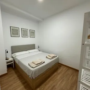 https://casa-centrica-tranquila.besthotelstoledo.com